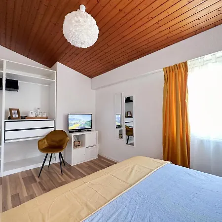 ゲストハウス Saphir / Maison D'hotes Vernayaz